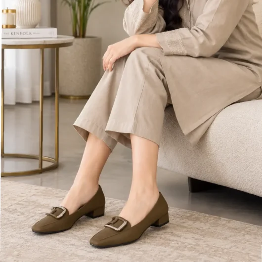 Women’s Olive Brown Buckle Court Shoes XWAY-870